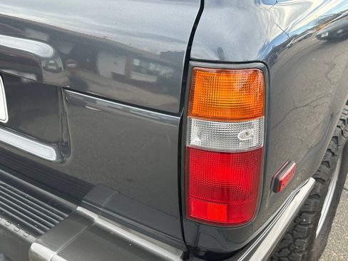 Used 1994 Toyota Land Cruiser AWD/4WD image 32