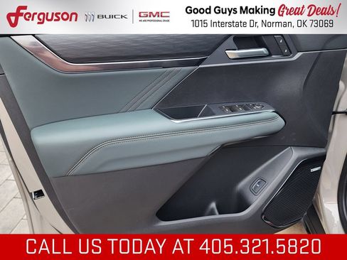 New 2026 GMC Acadia AT4 w/ Super Cruise Package AWD/4WD image 13
