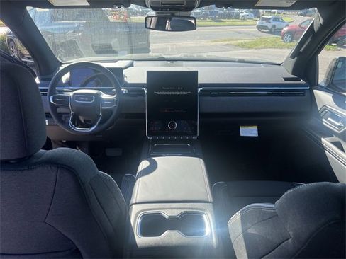 New 2026 GMC Sierra EV Elevation image 10