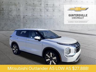 Used 2025 Mitsubishi Outlander SE
