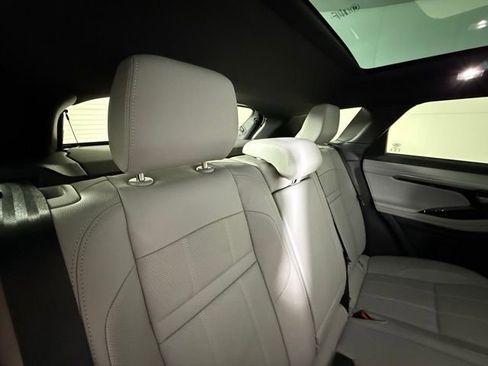 Used 2022 Land Rover Range Rover Evoque S image 24