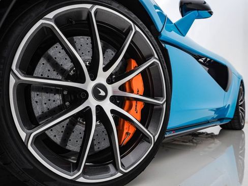 Used 2019 McLaren 570S Spider RWD image 5