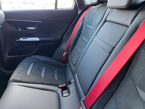 Used 2025 Mercedes-Benz GLC 43 AMG 4MATIC image 52