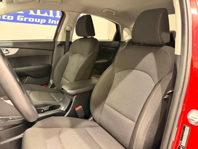 Used 2023 Kia Forte LXS w/ LXS Technology Package FWD image 25