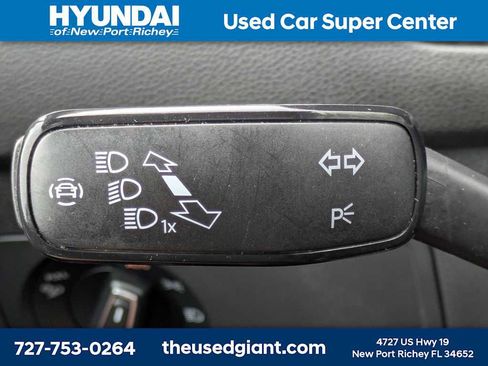 Used 2023 Volkswagen Tiguan SEL R-Line AWD/4WD image 40