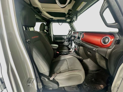 Used 2021 Jeep Wrangler Unlimited Rubicon AWD/4WD image 31