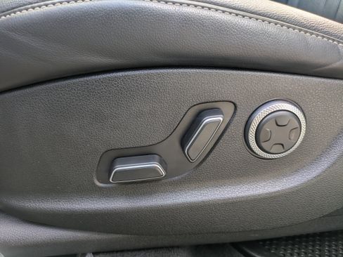 Used 2024 Genesis GV80 3.5T AWD/4WD image 19