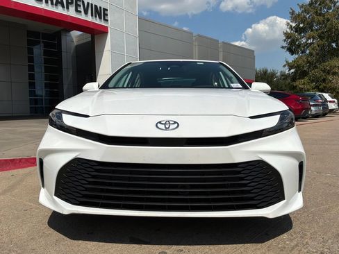 Used 2026 Toyota Camry LE FWD image 3