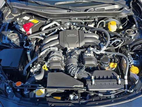 New 2025 Toyota GR86 Premium image 18