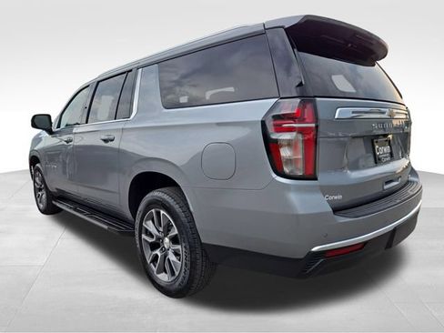Used 2024 Chevrolet Suburban LT w/ LT Signature Package AWD/4WD image 10