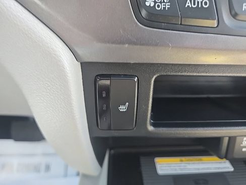 Used 2022 Honda Pilot Special Edition image 23