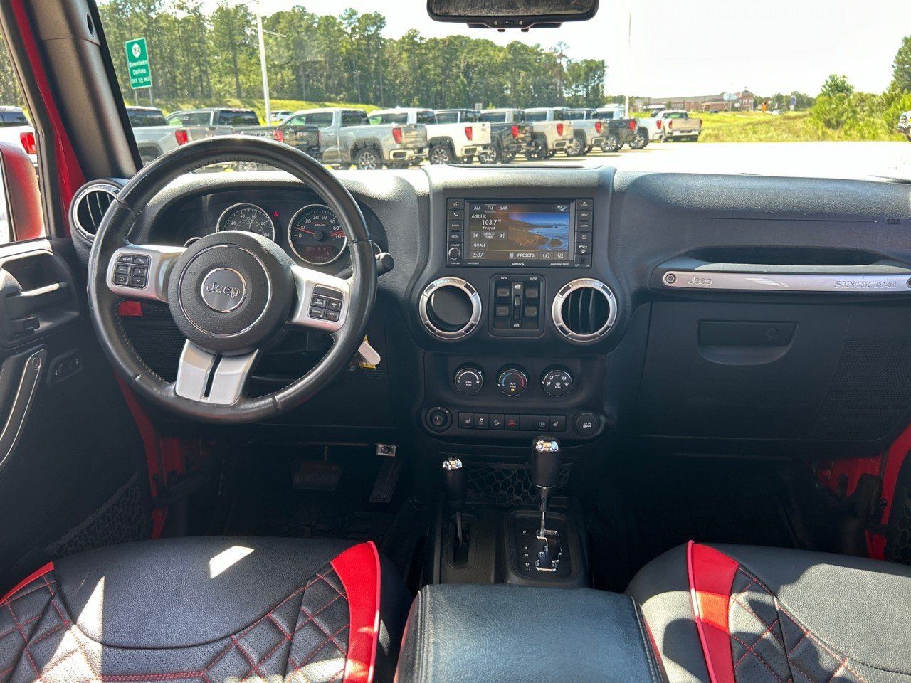 Used 2016 Jeep Wrangler Unlimited Rubicon AWD/4WD image 20