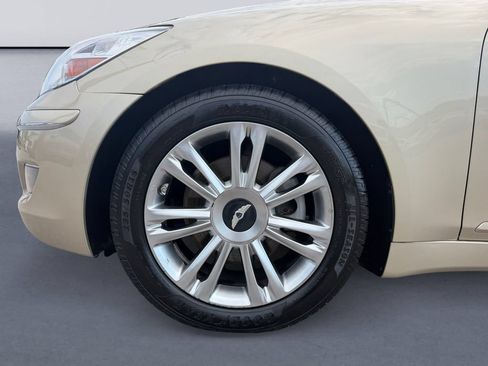 Used 2011 Hyundai Genesis 3.8 w/ Technology Pkg 4 RWD image 9
