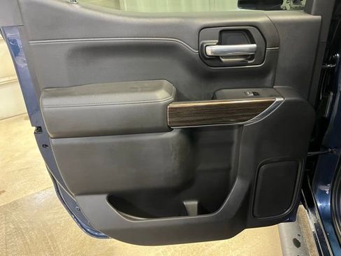 Used 2021 Chevrolet Silverado 1500 LT Trail Boss w/ Convenience Package II image 23