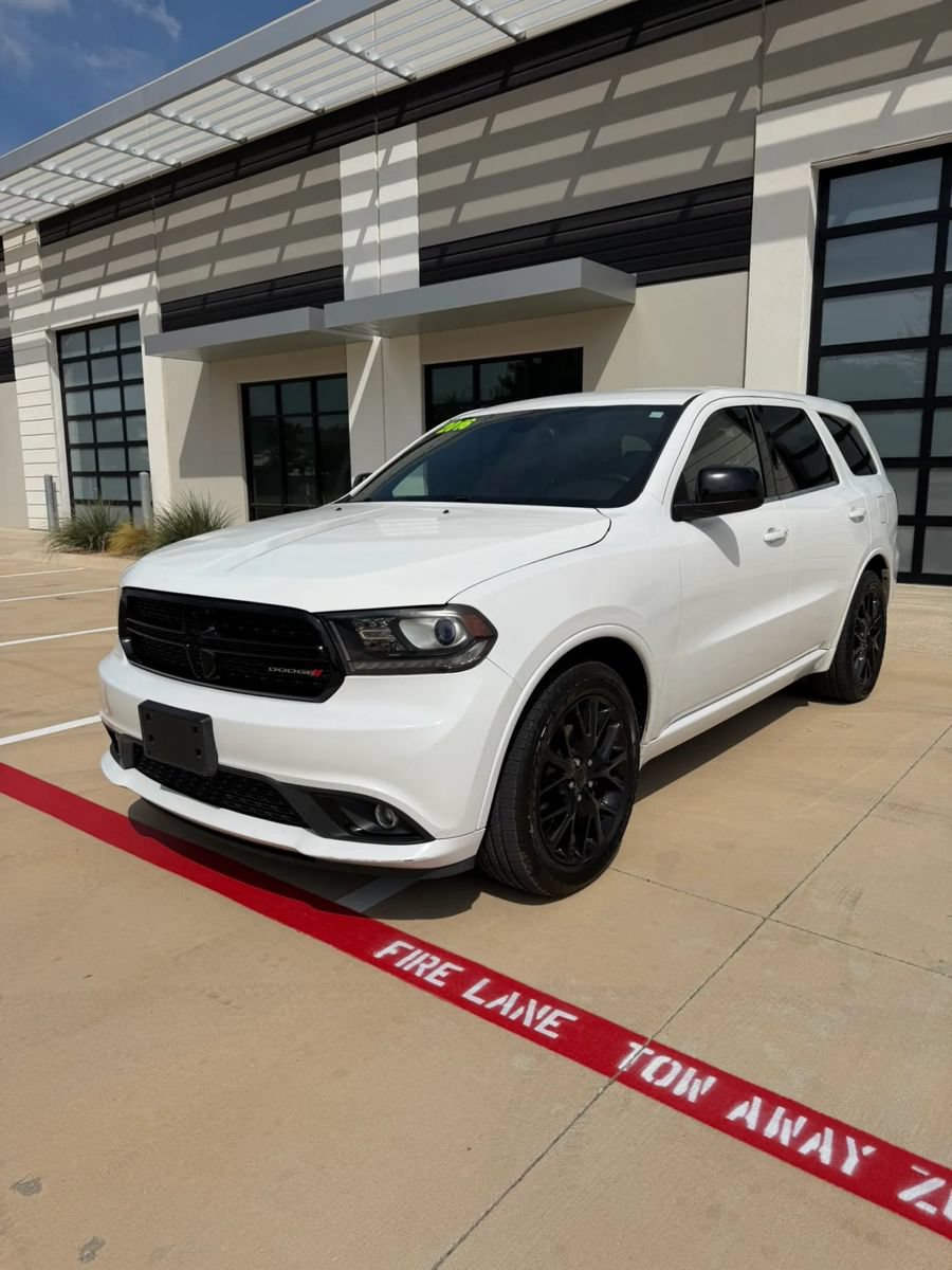 Used 2016 Dodge Durango SXT w/ Blacktop Package RWD image 1