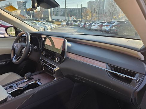 Used 2025 Lexus RX 350 Premium Plus w/ Convenience Package image 25