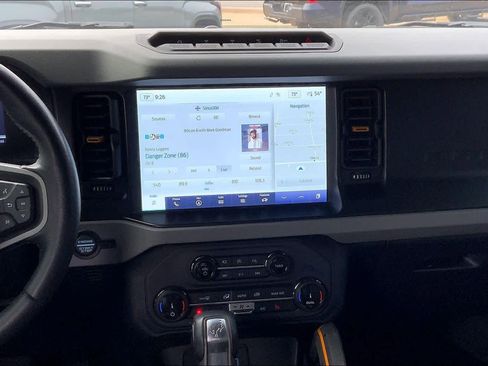 Used 2022 Ford Bronco Badlands w/ Sasquatch Package image 7