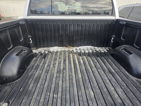 Used 2024 Toyota Tundra Platinum image 9