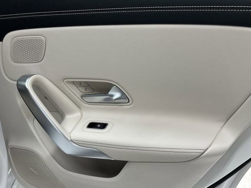 Certified 2025 Mercedes-Benz CLA 250 4MATIC image 18