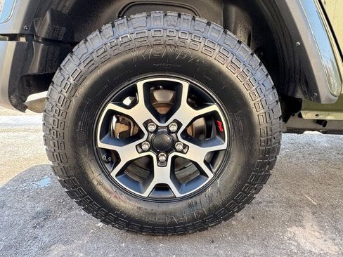 Used 2023 Jeep Wrangler Sahara AWD/4WD image 55