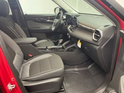 New 2026 Chevrolet TrailBlazer LT w/ Convenience Package FWD image 24
