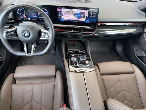Used 2026 BMW 530i w/ M Sport Package RWD image 16