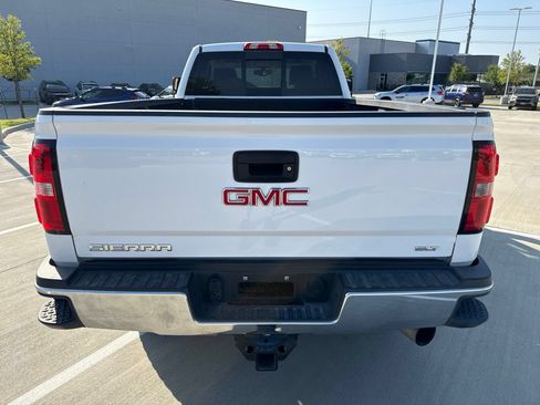 Used 2016 GMC Sierra 3500 SLT w/ Suspension Package, Off-Road AWD/4WD image 4