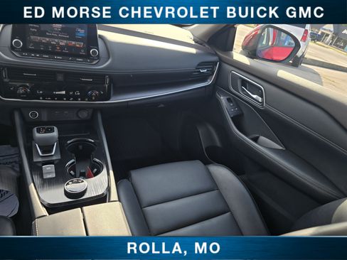 Used 2021 Nissan Rogue SV w/ Premium Package AWD/4WD image 26