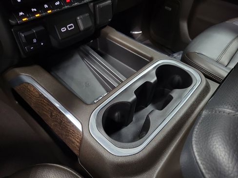 Used 2021 GMC Sierra 1500 Denali w/ Denali Ultimate Package AWD/4WD image 18