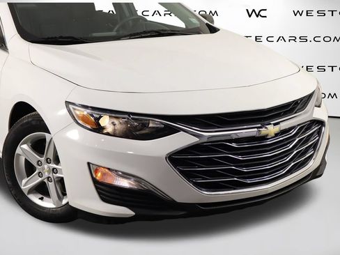 Used 2023 Chevrolet Malibu LS FWD image 46