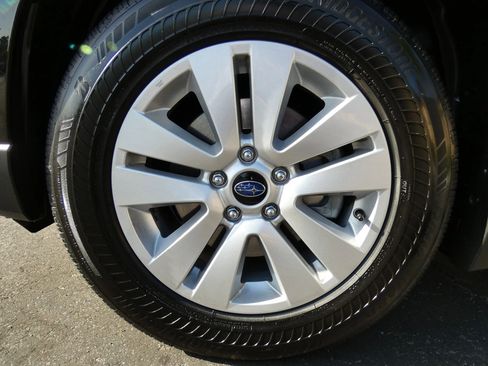 Used 2019 Subaru Outback 2.5i Premium image 20