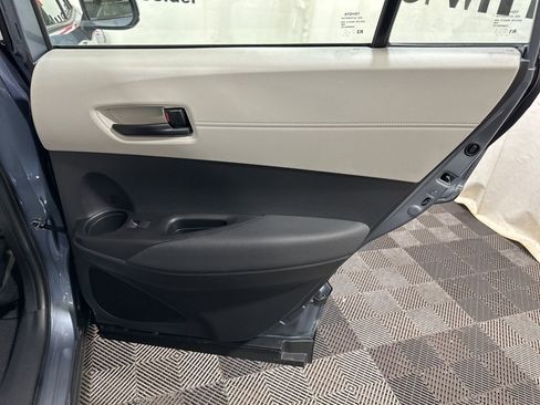 Used 2026 Toyota Corolla Cross L image 14