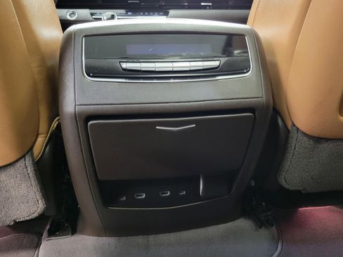 Certified 2021 Cadillac Escalade Sport AWD/4WD image 50