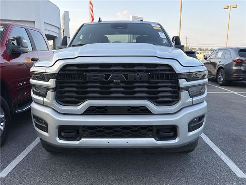 Used 2026 RAM 2500 Big Horn AWD/4WD image 2