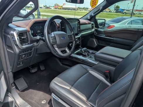 New 2026 GMC Yukon XL AT4 Ultimate AWD/4WD image 13