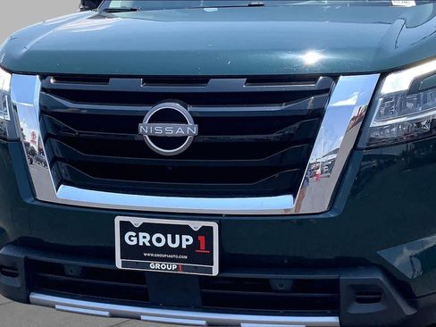 Used 2023 Nissan Pathfinder Platinum FWD image 30