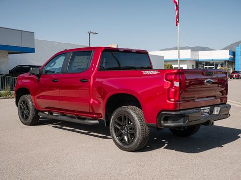 New 2026 Chevrolet Silverado 1500 LT Trail Boss w/ LPO, Dark Essentials Package AWD/4WD image 5
