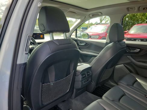 Used 2017 Audi Q7 2.0T Premium AWD/4WD image 9