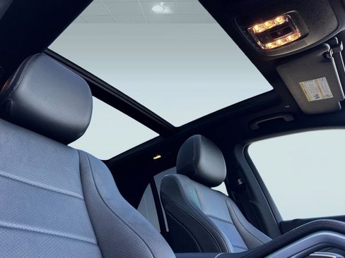 Certified 2022 Mercedes-Benz GLE 350 4MATIC image 27