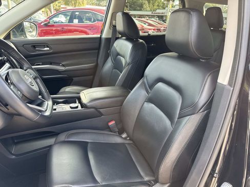 Used 2022 Nissan Pathfinder SL image 21