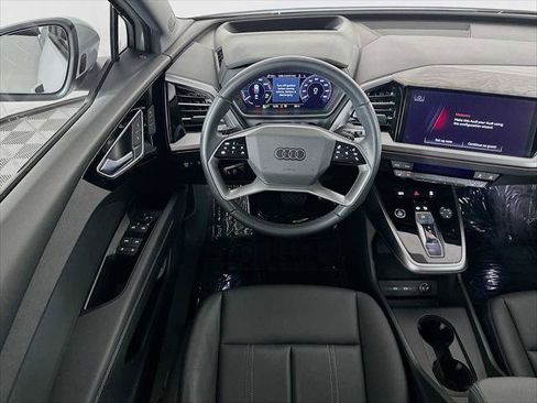 Certified 2023 Audi Q4 e-tron Prestige AWD/4WD image 21