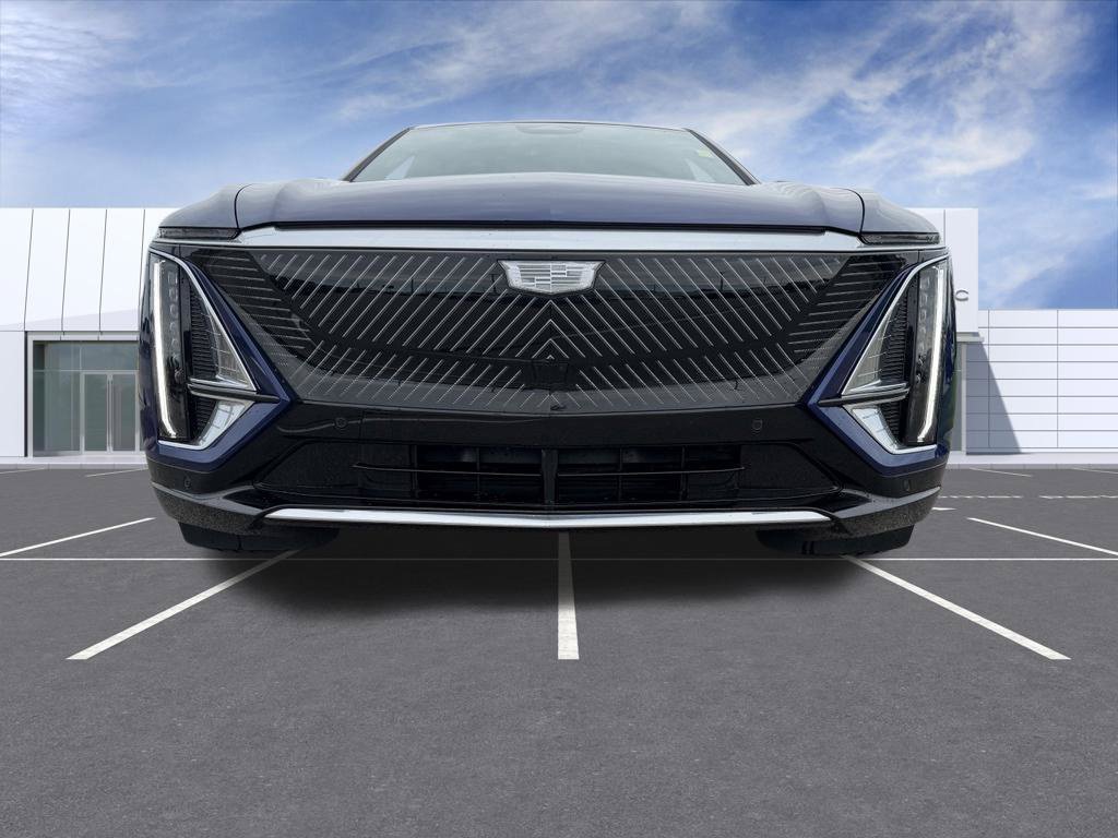 Certified 2024 Cadillac Lyriq Tech w/ LPO, Floor Liner Package AWD/4WD image 7