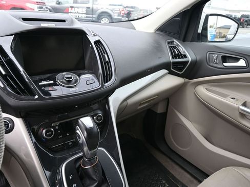 Used 2013 Ford Escape SEL image 17