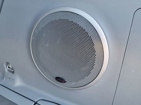 Used 2009 Pontiac Vibe GT image 27