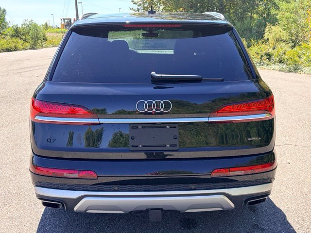 Used 2025 Audi Q7 3.0T Premium Plus w/ Premium Plus Package AWD/4WD image 4