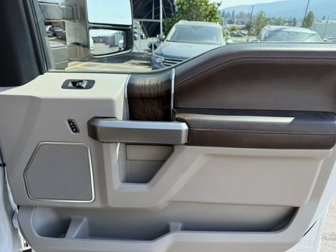 Used 2019 Ford F350 Limited AWD/4WD image 23