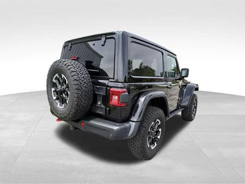 Used 2024 Jeep Wrangler Rubicon AWD/4WD image 16