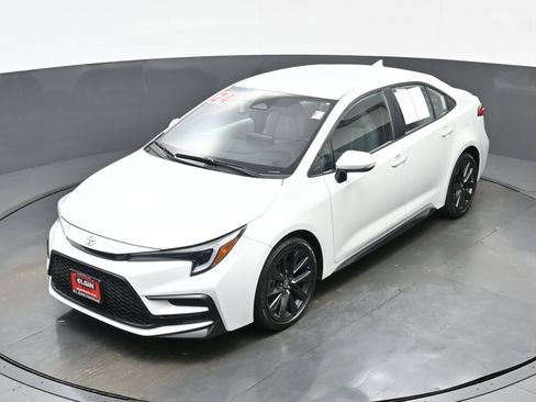 Used 2024 Toyota Corolla SE FWD image 35