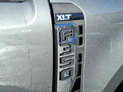 New 2026 Ford F350 XLT w/ 360-Degree Camera Package image 12