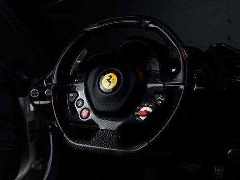 Used 2016 Ferrari 488 Spider Spider image 30